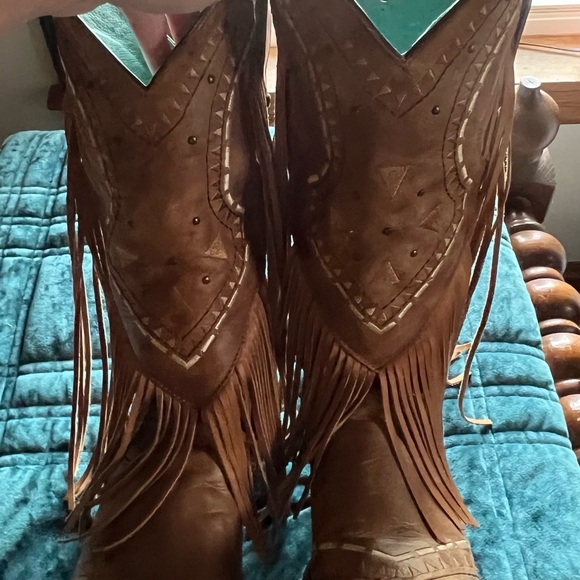 Corral Shoes - Corral fringe boots